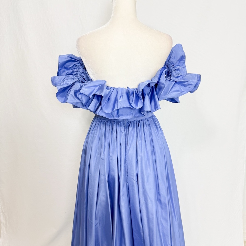 Elegant Off-Shoulder Blue Gown - Picture 6 of 9